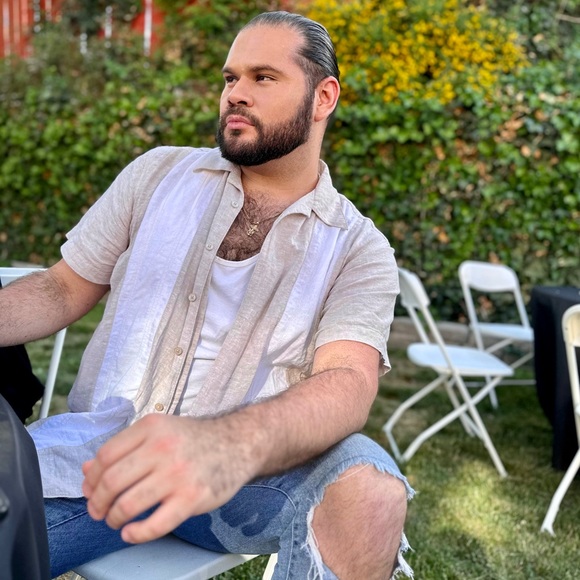 Meet your Posher, Ernesto - Picture 5 of 11